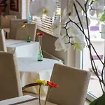 Mediterranee Hotel