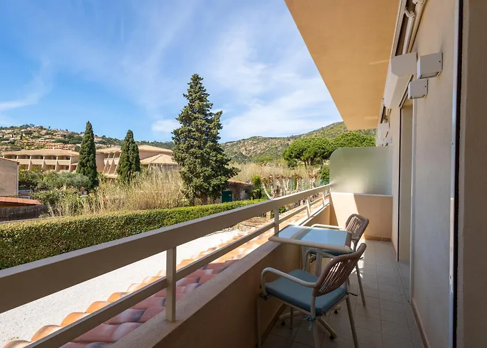 Mediterranee Ле-Лаванду