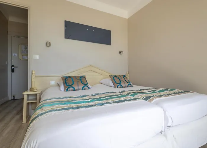 Mediterranee 3* Ле-Лаванду