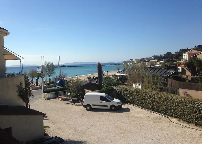 Отель Mediterranee Ле-Лаванду