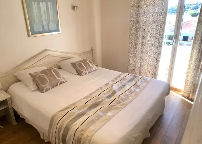 Отель Mediterranee 3*