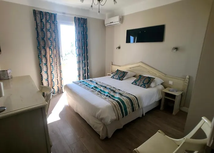 Otel Mediterranee Le Lavandou