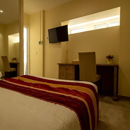 Hotel Mediterranee Le Lavandou