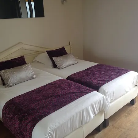 Mediterranee Отель Ле-Лаванду