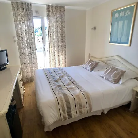 Mediterranee Ле-Лаванду