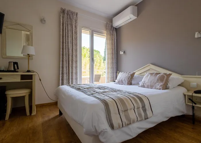 Mediterranee Otel 3*