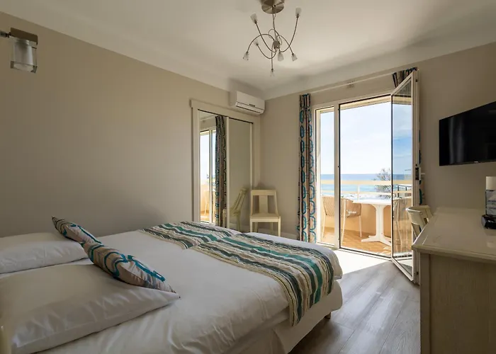 Mediterranee Hotell Le Lavandou