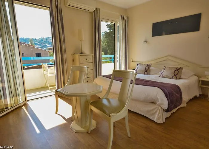 Mediterranee Hotell 3*